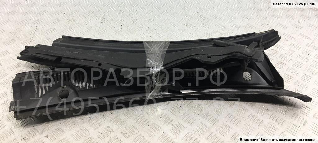 Решетка стеклоочистителей (Жабо)