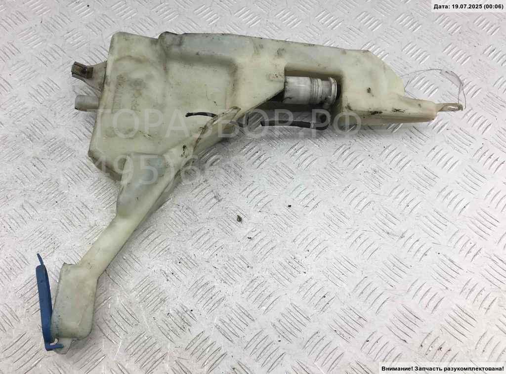 Бачок омывателя лобового стекла