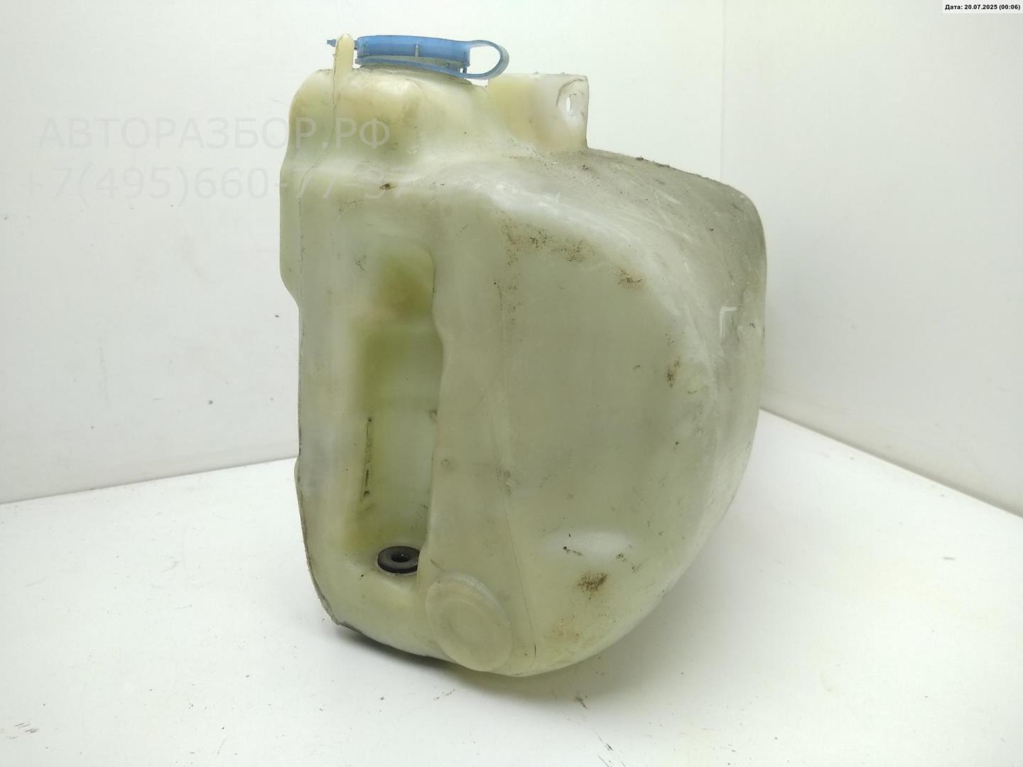 Бачок омывателя лобового стекла