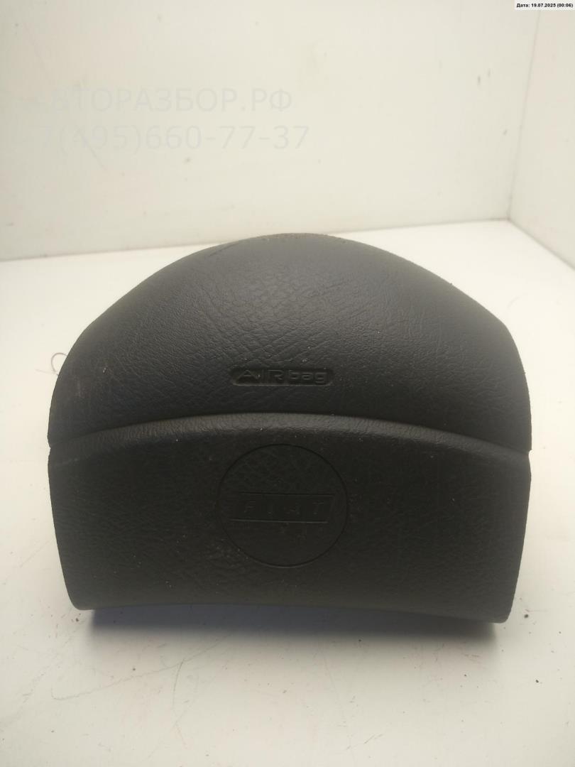 Подушка безопасности в рулевое колесо