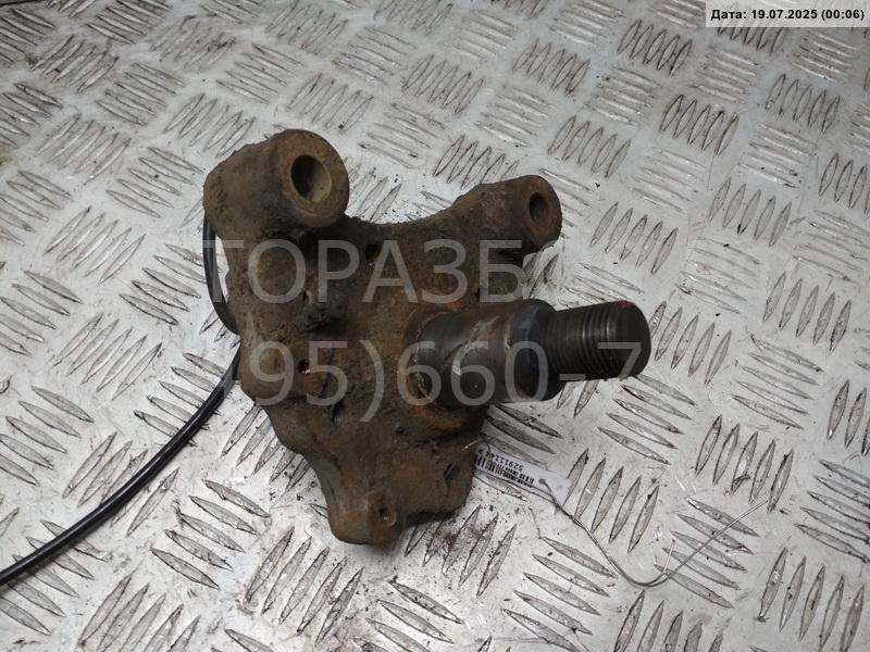 Кулак поворотный задний левый