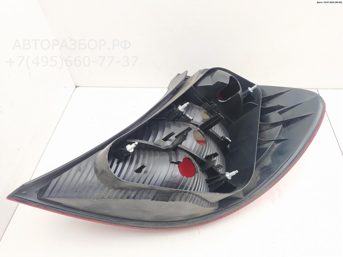 Фонарь задний левый