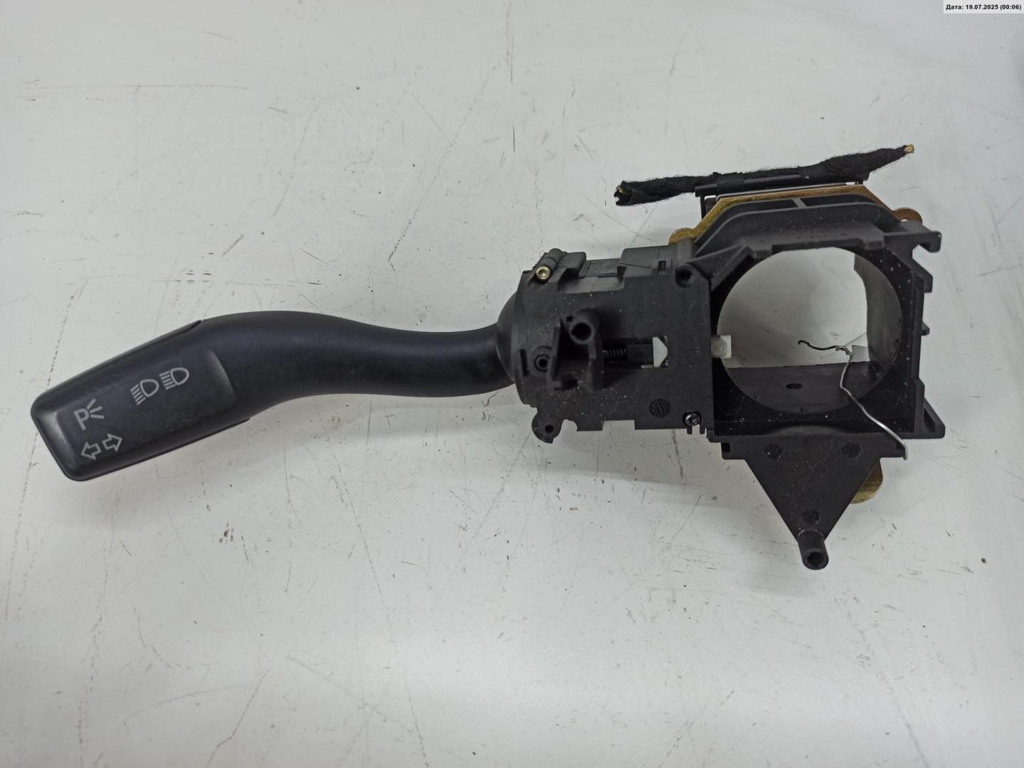 Переключатель поворотов подрулевой