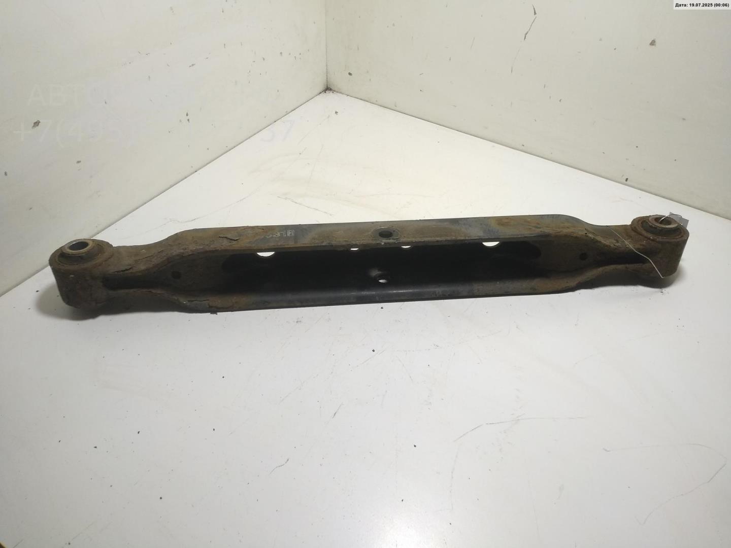 Рычаг задний правый