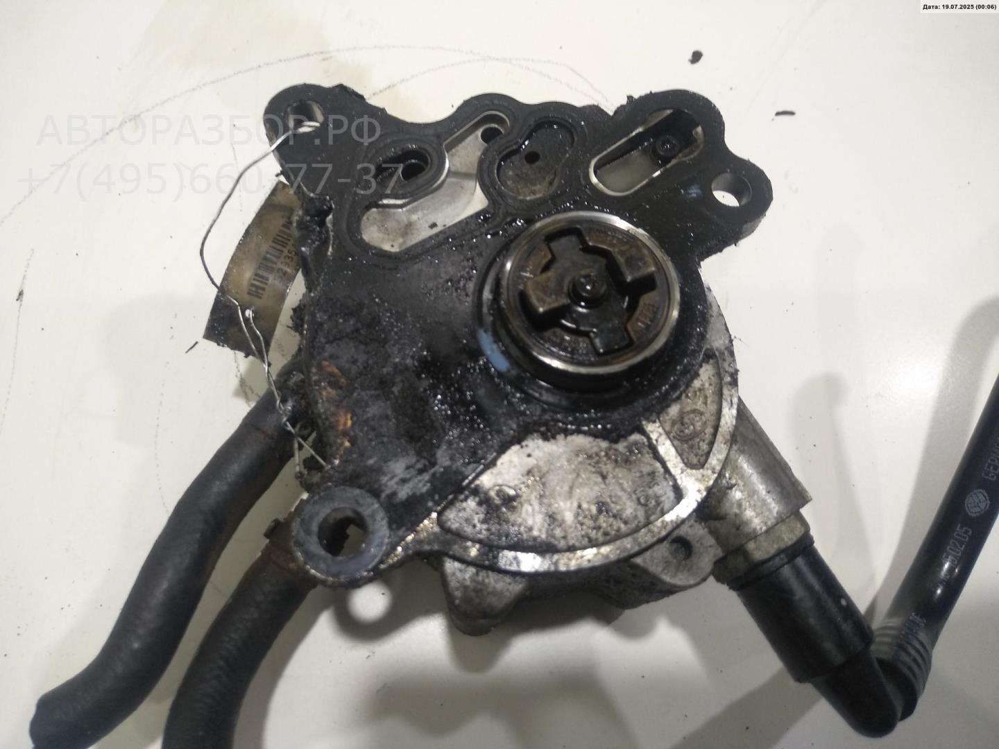 Насос вакуумный