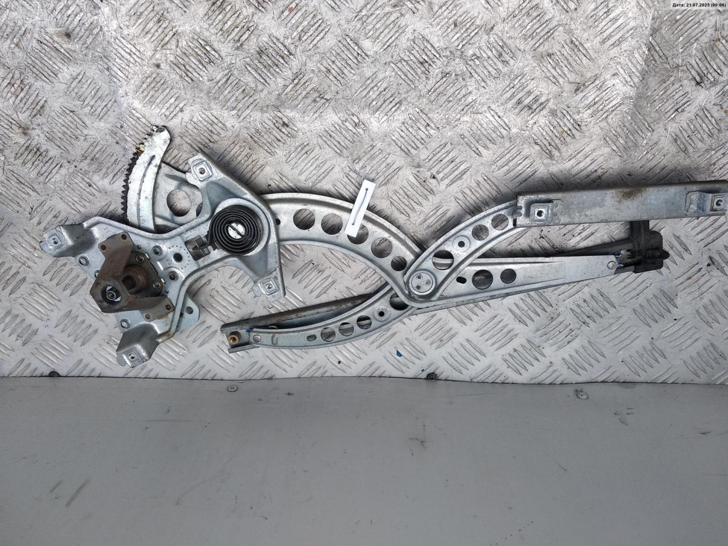 Стеклоподъемник механ. передний правый