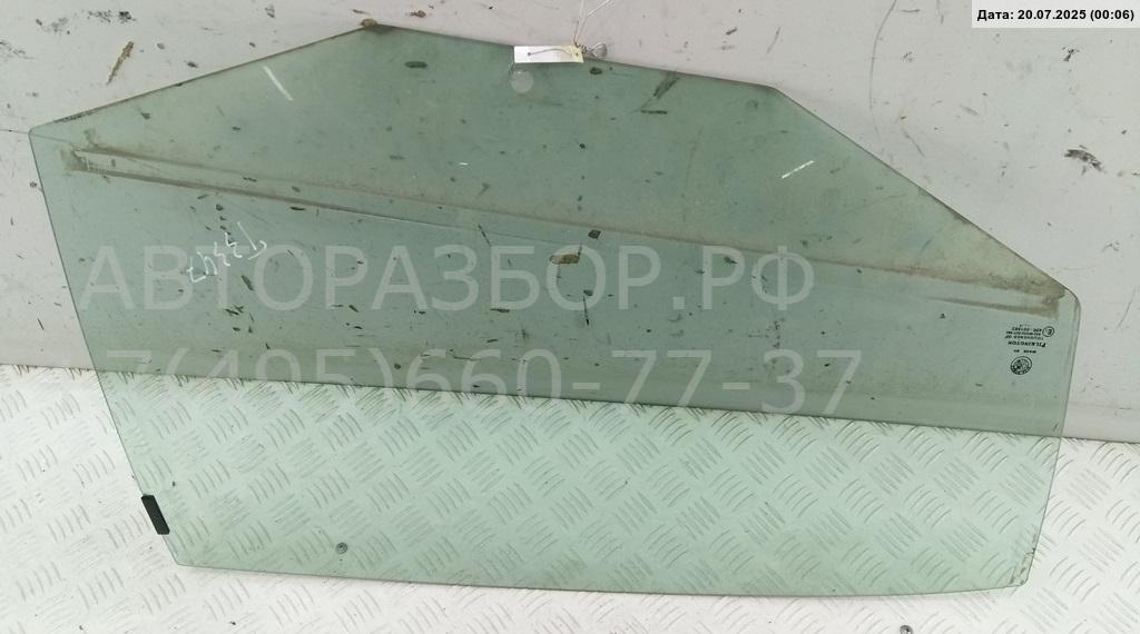 Стекло двери задней правой