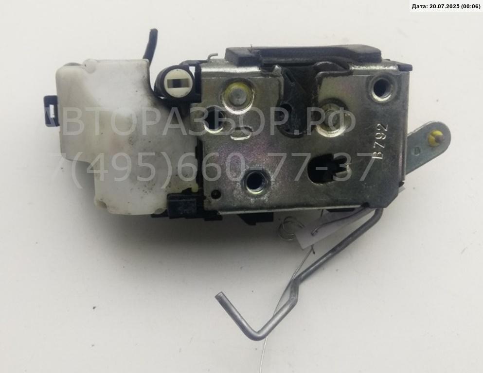 Замок двери задней правой