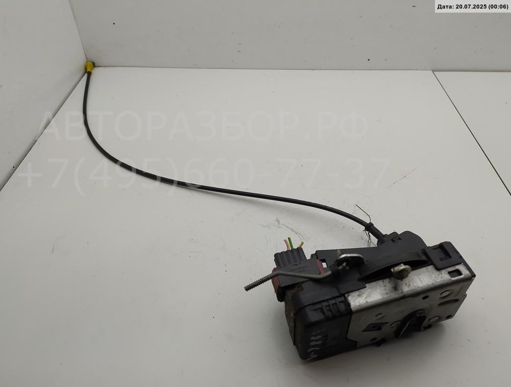 Замок двери передней правой