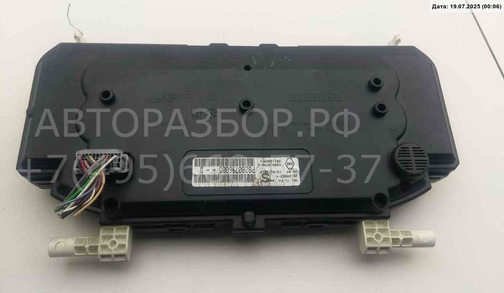 Панель приборов