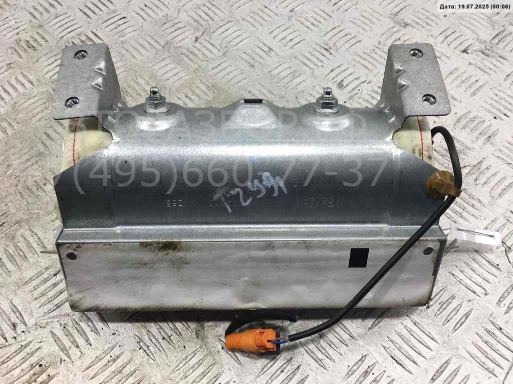 Подушка безопасности пассажирская (в торпедо)