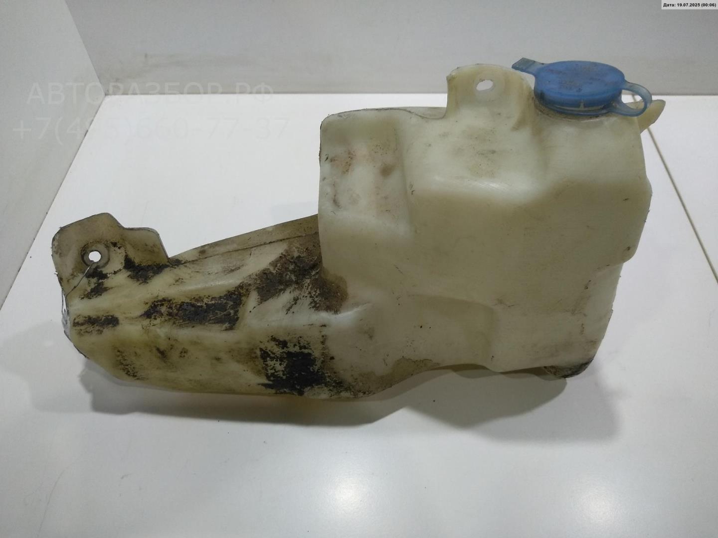 Бачок омывателя лобового стекла