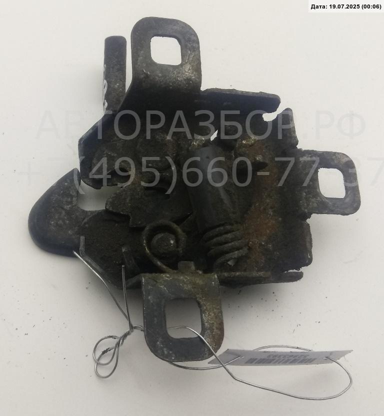 Замок капота