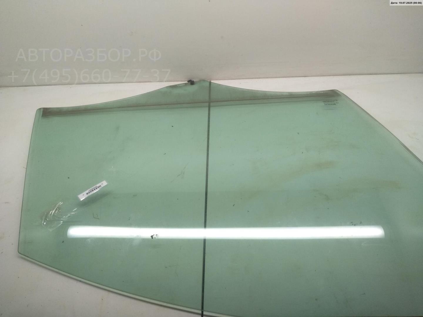 Стекло двери передней правой