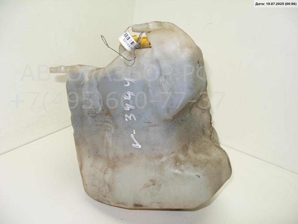 Бачок омывателя лобового стекла