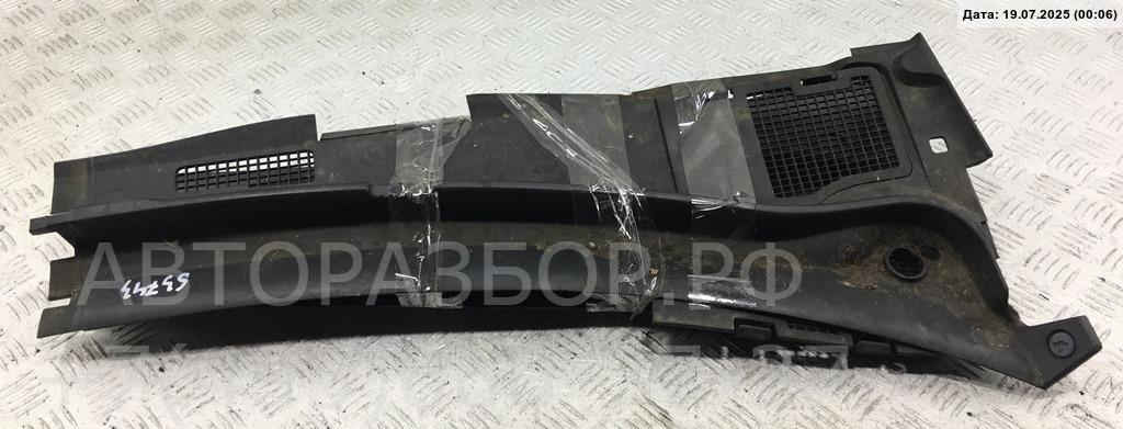 Решетка стеклоочистителей (Жабо)