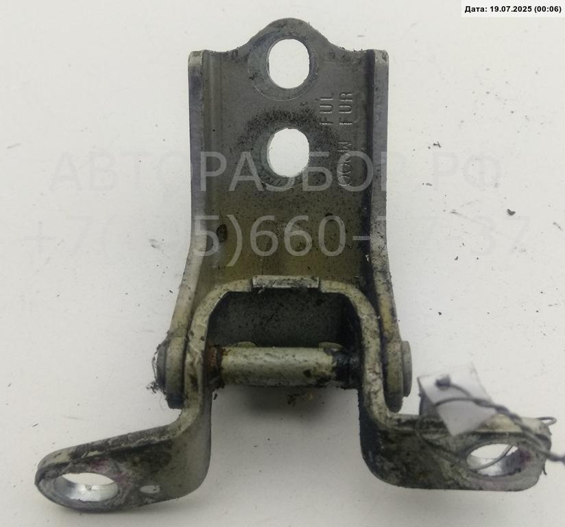 Петля двери