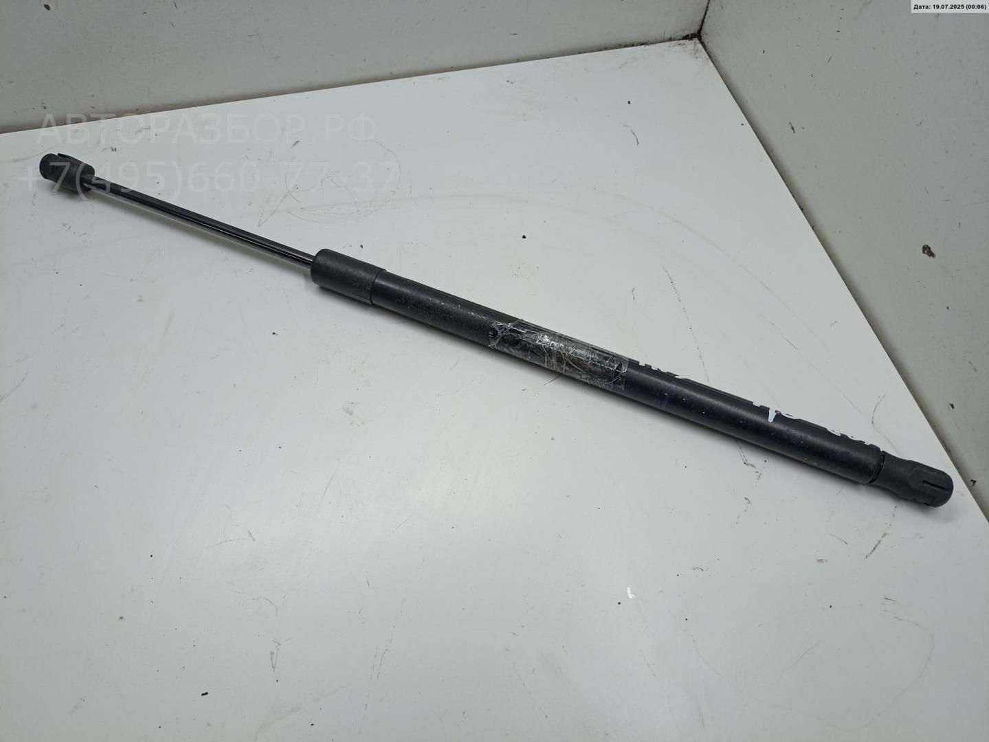 Амортизатор крышки багажника