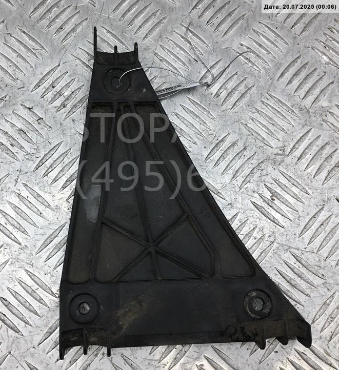 Кронштейн заднего бампера правый