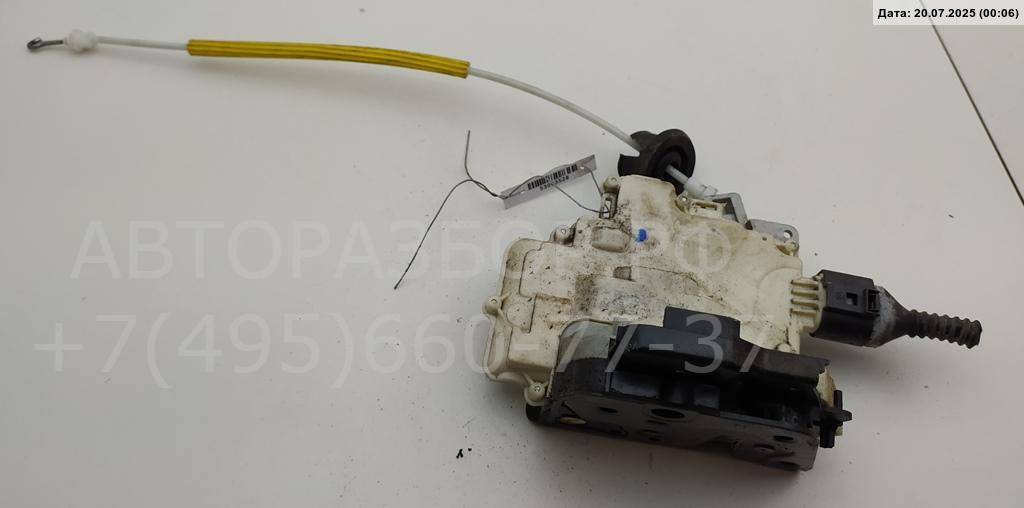 Замок двери задней правой