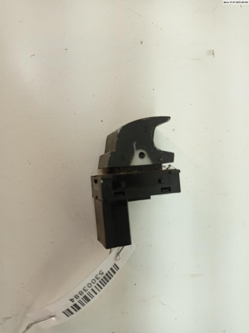 Кнопка стеклоподъемника