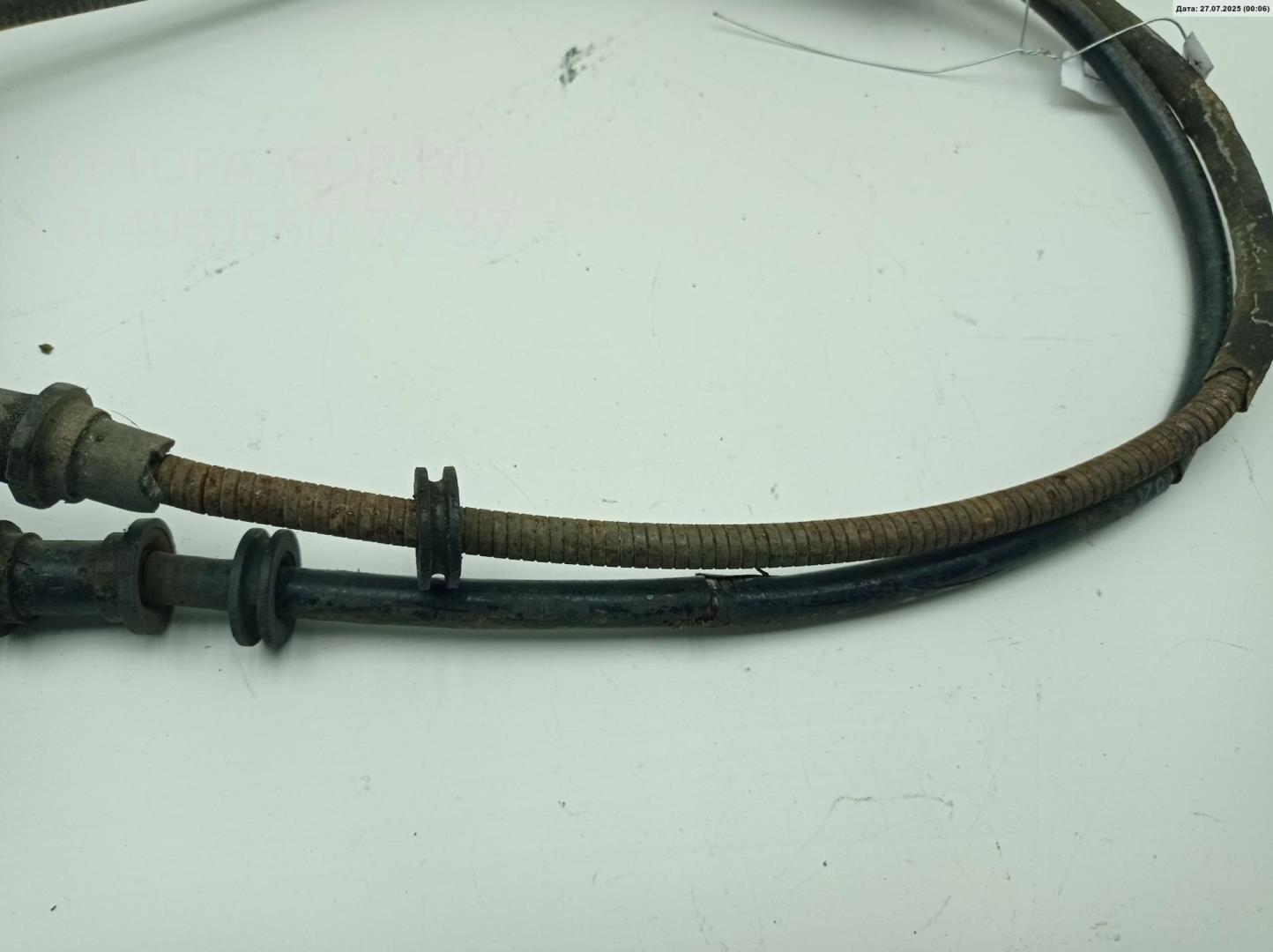 Трос стояночного тормоза