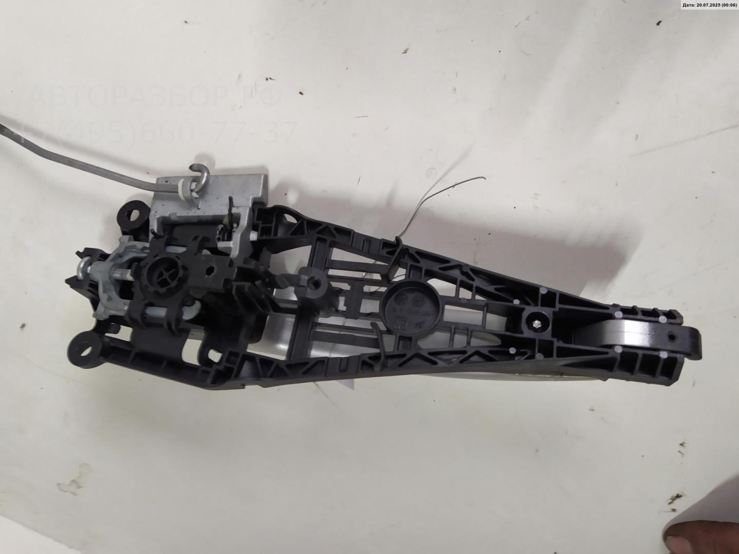 Ручка двери задней наружная левая