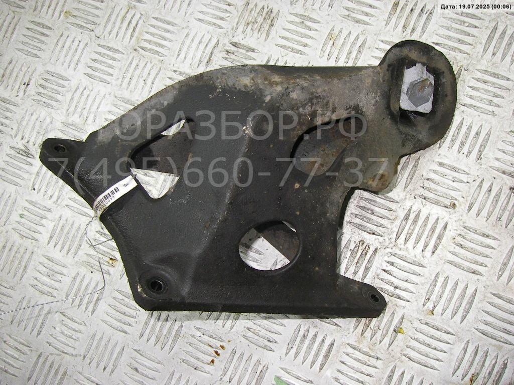Кронштейн двигателя левый