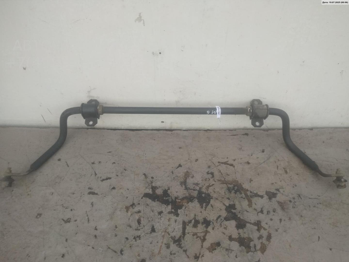 Стабилизатор передний