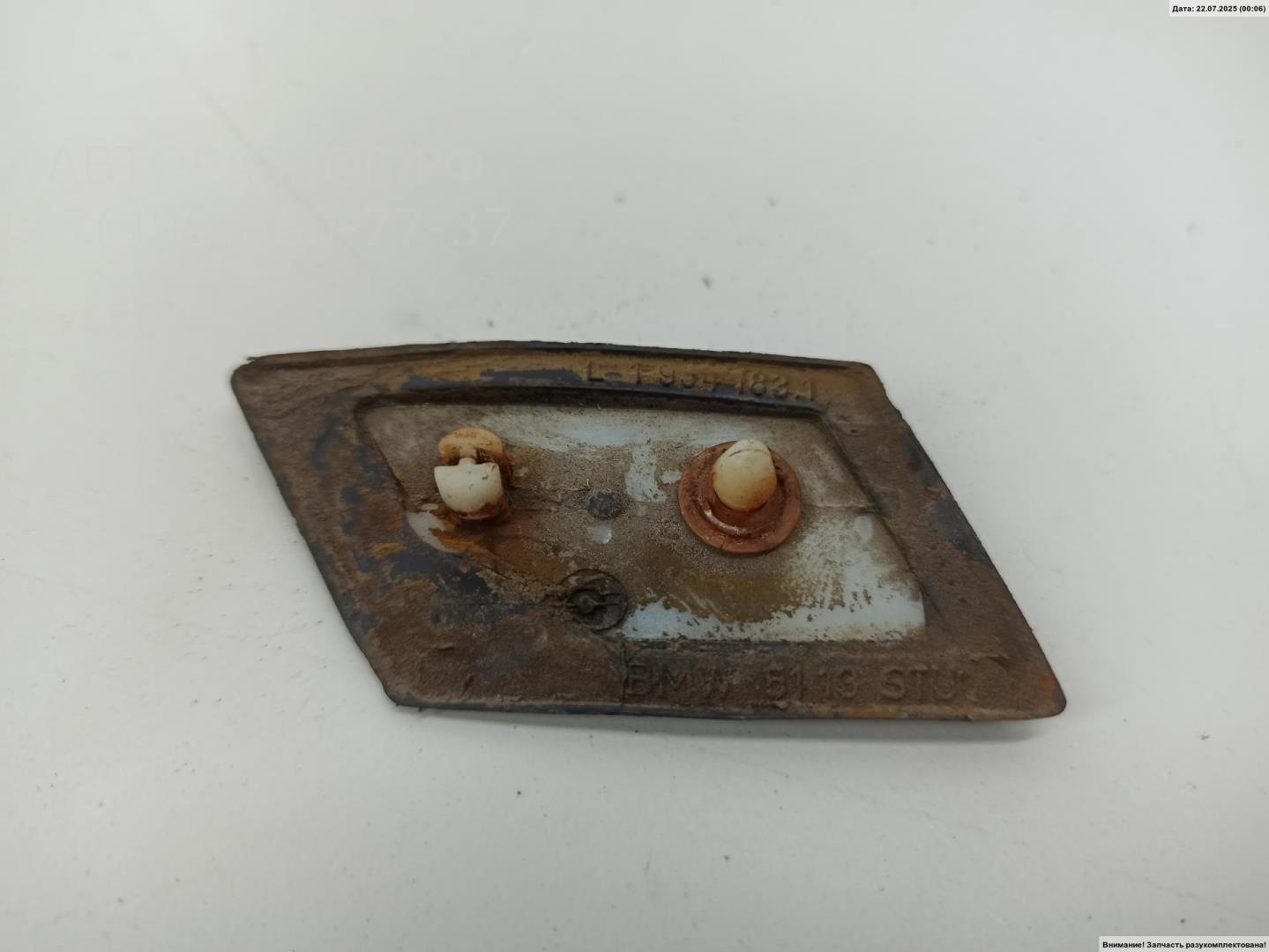 Накладка заднего крыла левого