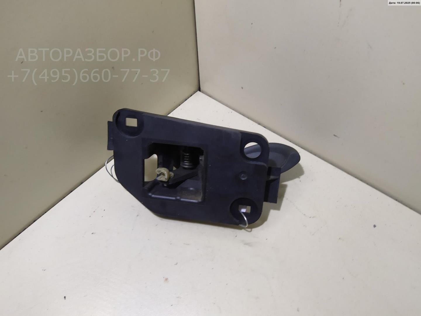 Ручка двери задней внутренняя правая