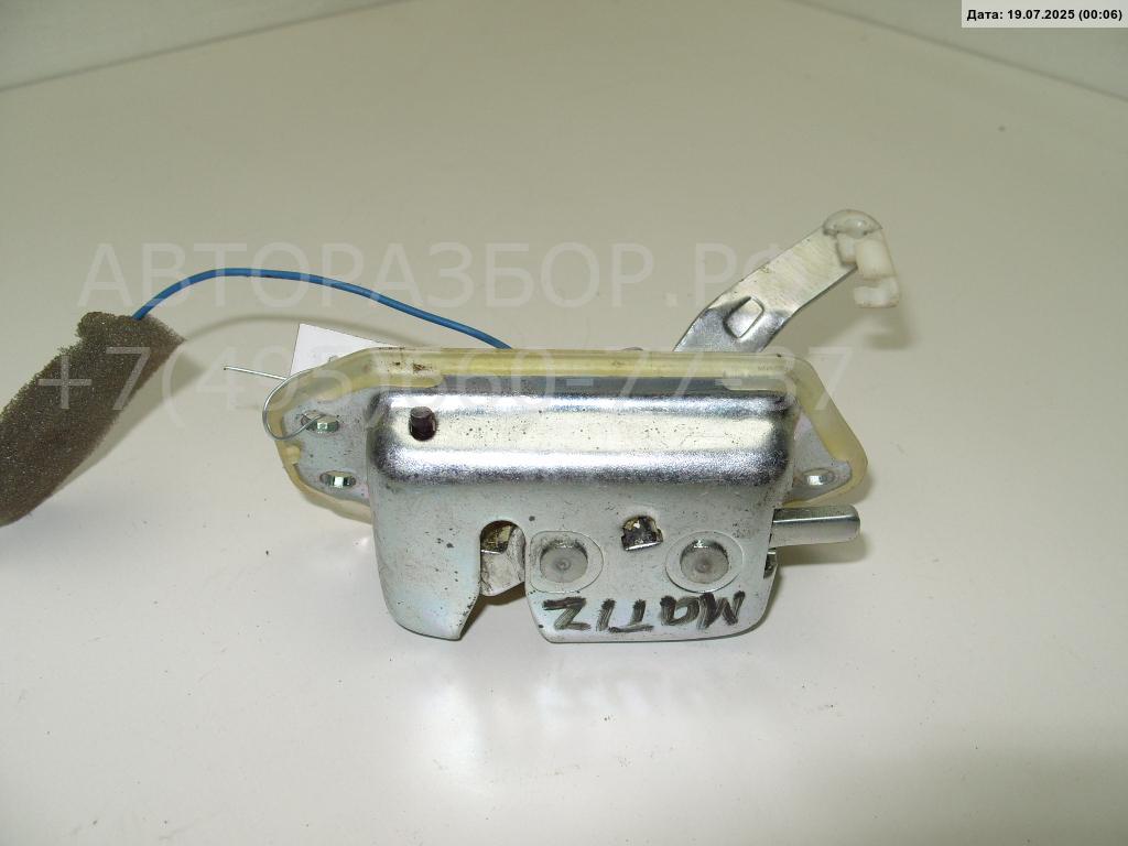 Замок багажника