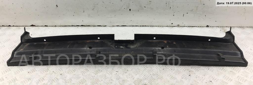 Обшивка багажника