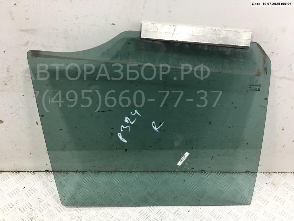 Стекло двери задней правой