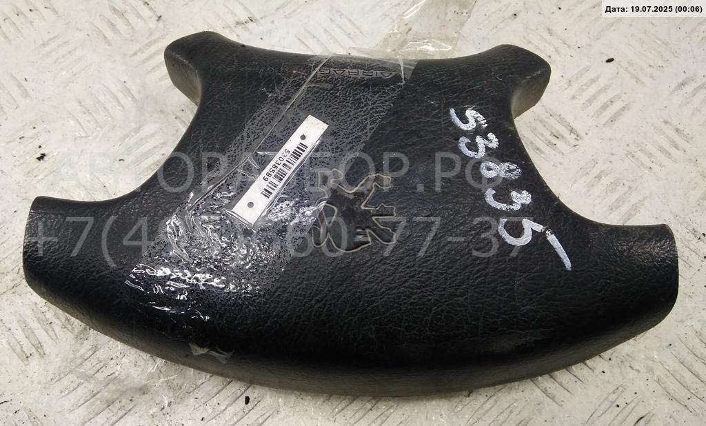 Подушка безопасности в рулевое колесо