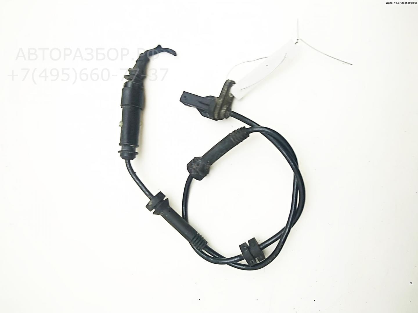 Датчик ABS передний