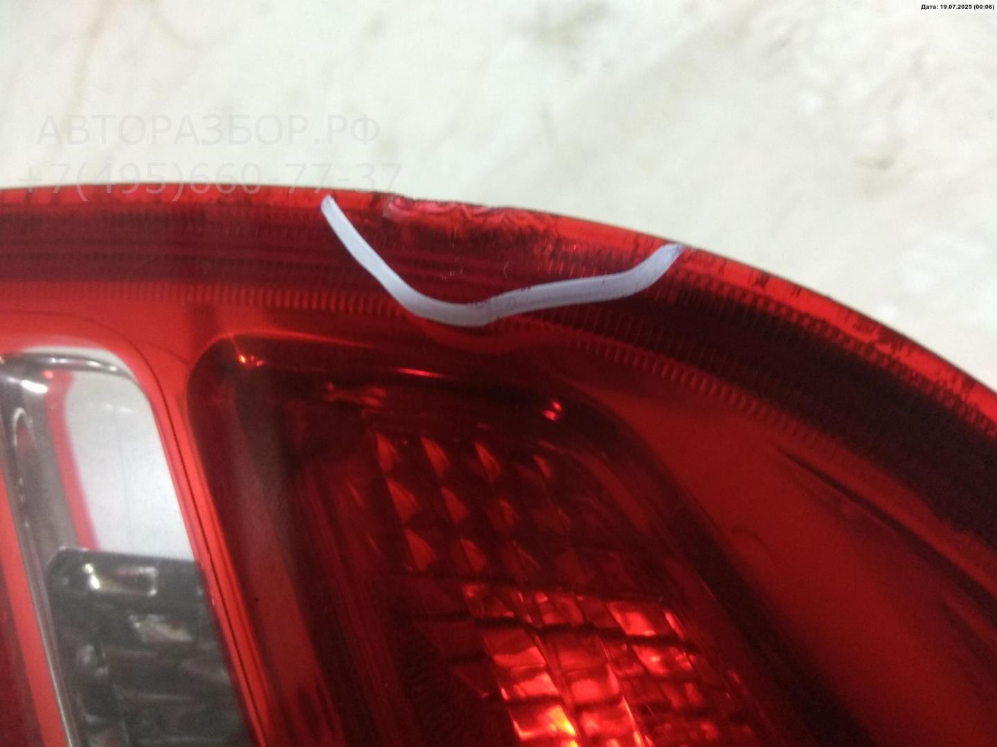 Фонарь задний внутренний правый
