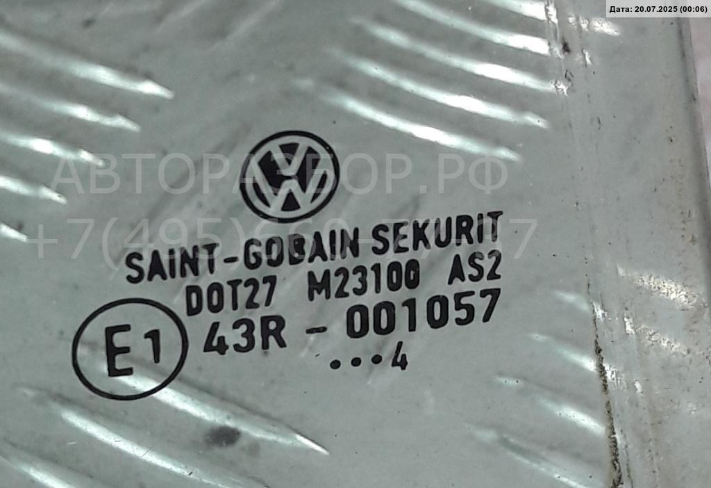 Стекло двери задней правой (форточка)