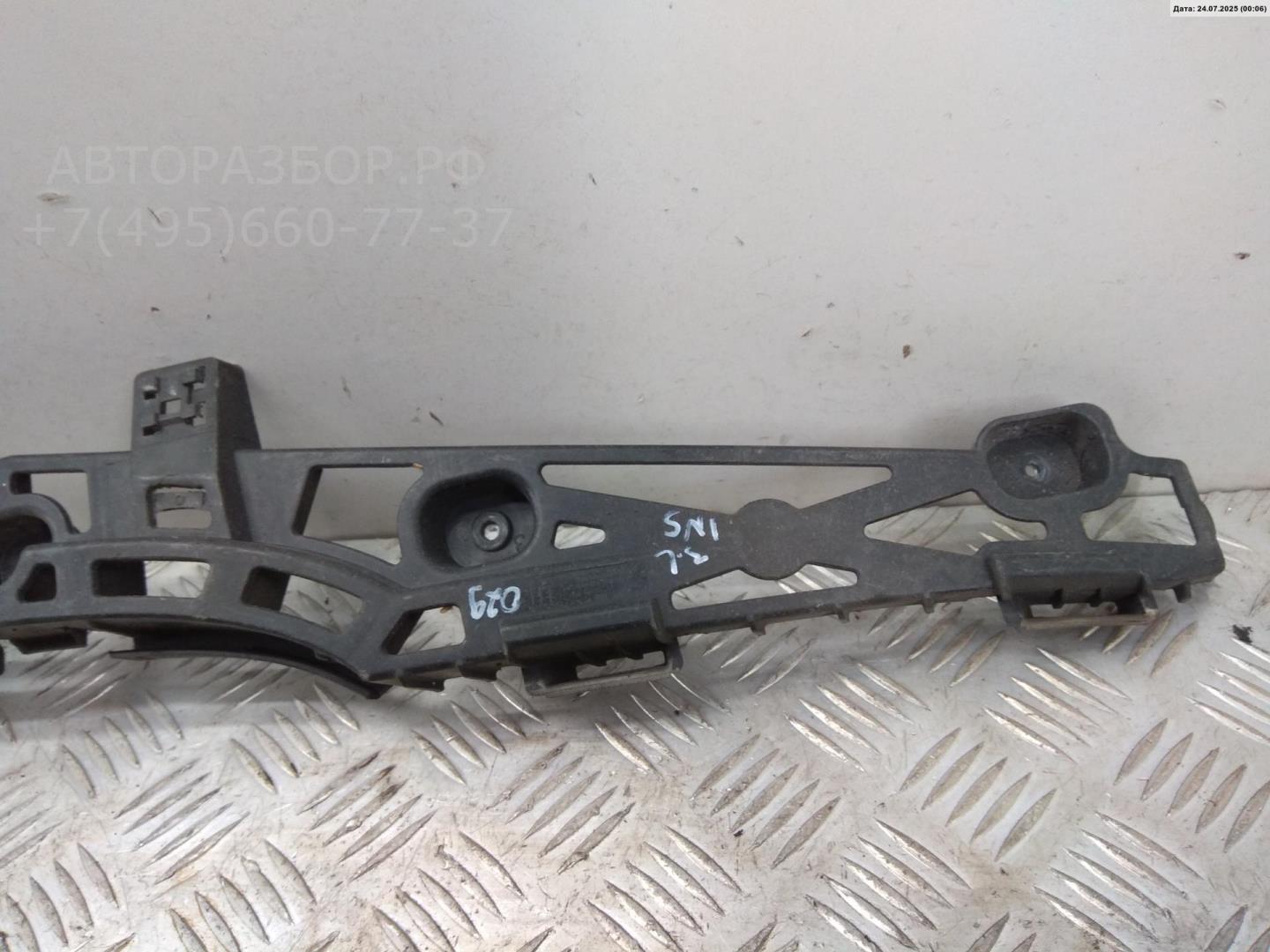 Кронштейн заднего бампера левый