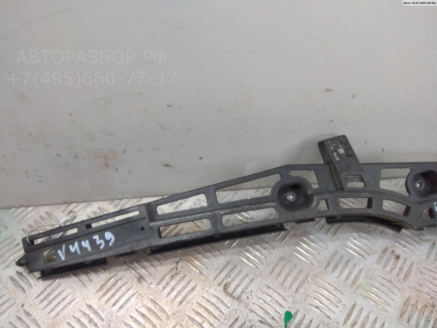 Кронштейн заднего бампера левый