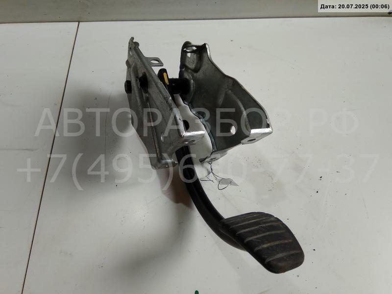 Педаль тормоза