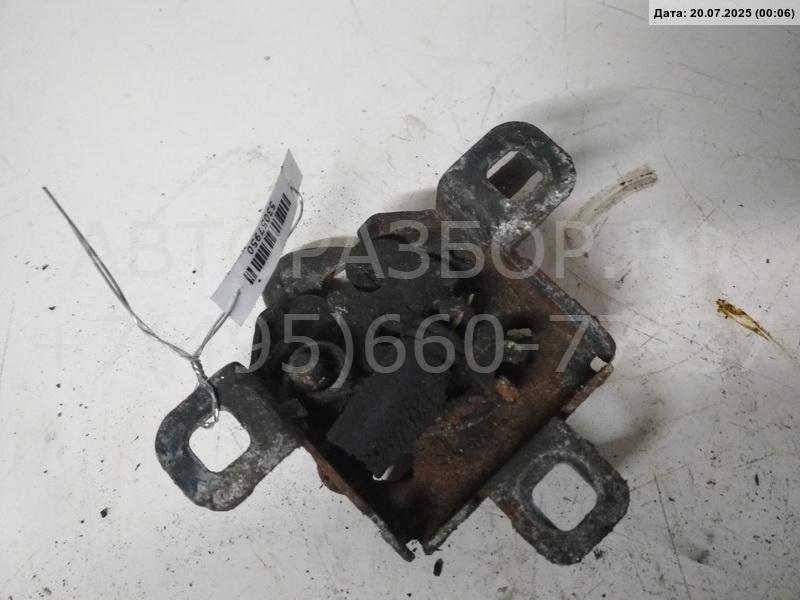 Замок капота