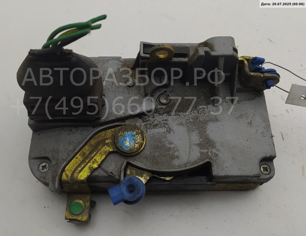 Замок двери передней правой