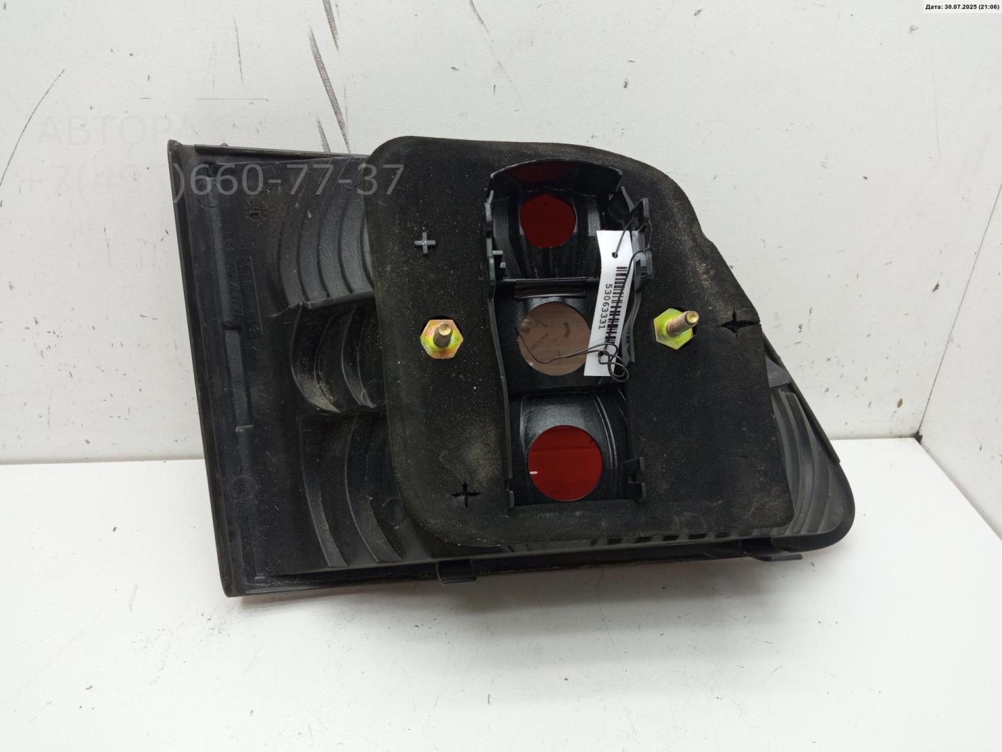 Фонарь задний внутренний правый