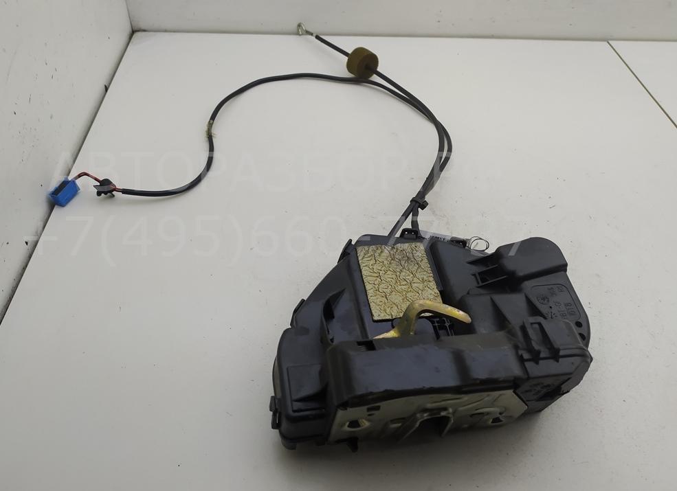 Замок двери задней правой