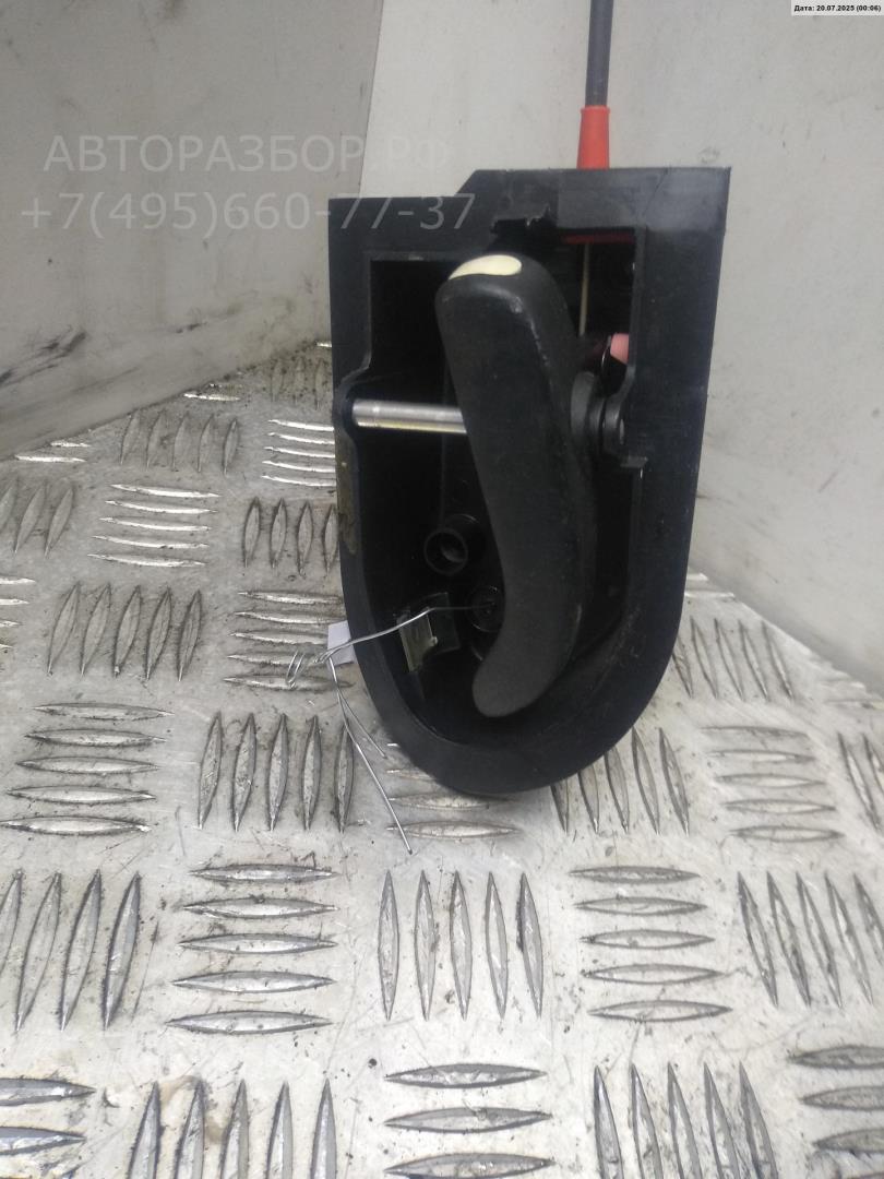 Ручка двери передней внутренняя правая