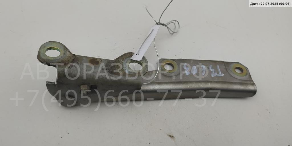 Петля капота левая