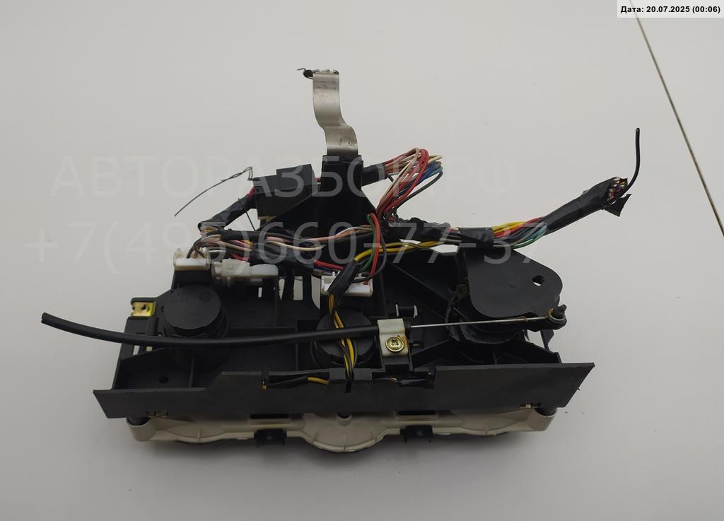 Замок двери задней правой