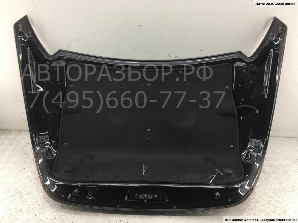 Дверь багажника