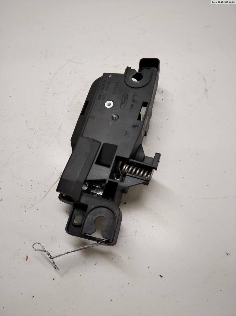 Ручка двери передней внутренняя правая